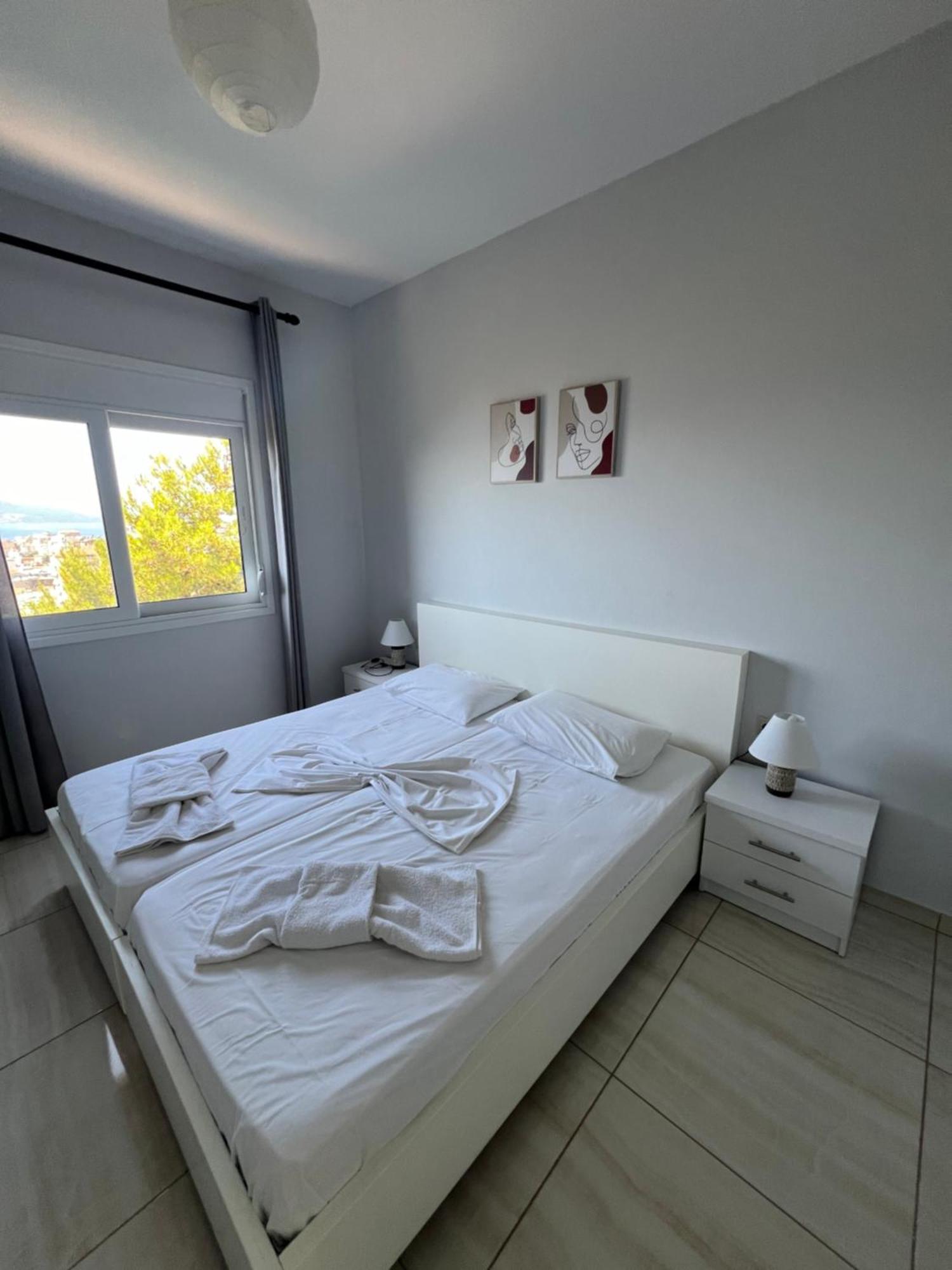 Apartments Eri Σαράντα Εξωτερικό φωτογραφία